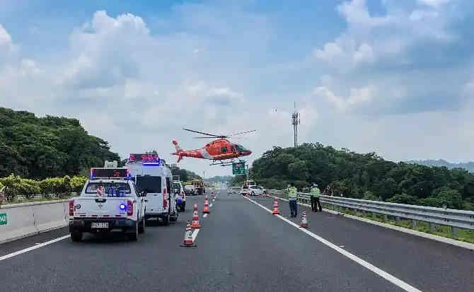 定陶区高速公路汽车救援案例